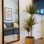 Lakeview Modern Condo-tennis, Parking, Balcony * Клуж-Напока