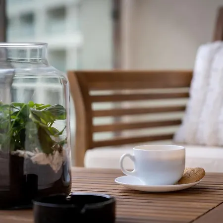 Lakeview Modern Condo-tennis, Parking, Balcony * Cluj-Napoca