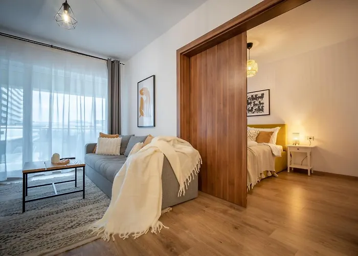 Apartment Lakeview Modern Condo-tennis, Parking, Balcony Cluj-Napoca