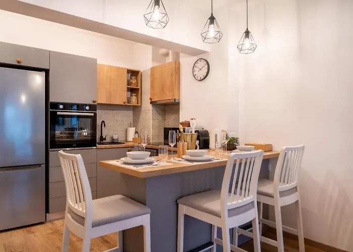 Lakeview Modern Condo-tennis, Parking, Balcony Cluj-Napoca