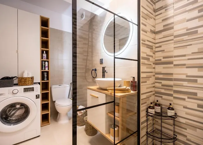 Lakeview Modern Condo-tennis, Parking, Balcony Apartment Cluj-Napoca