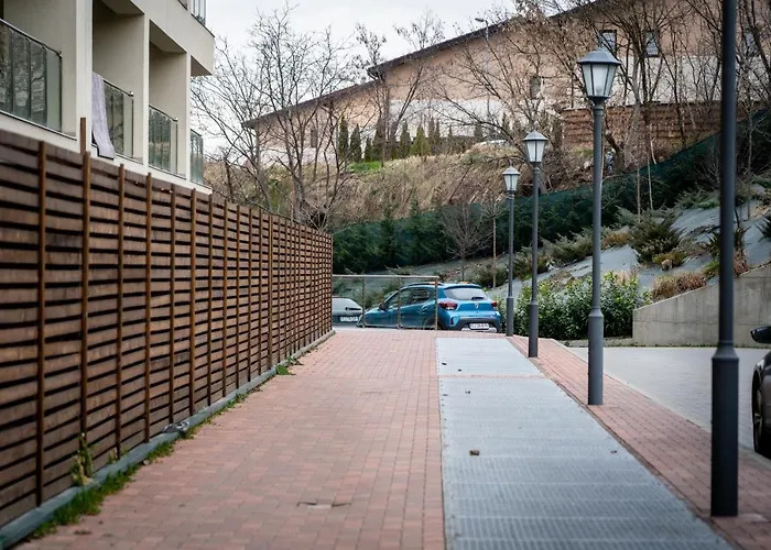 Lakeview Modern Condo-tennis, Parking, Balcony Cluj-Napoca